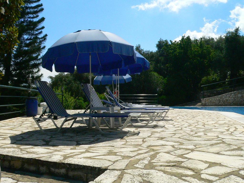 Apraos Bay Hotel Exterior photo